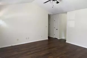 704 Southampton Dr, Knightdale, NC 27545 - Photo 3