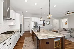 305 Azalea Vw Wy, Holly Springs, NC 27540 - Photo 15
