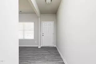 206 E American Marigold Dr, Benson, NC 27504 - Photo 3
