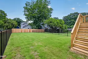516 Heather Dr, Raleigh, NC 27606 - Photo 49