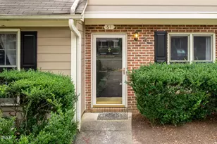 61 Crystal Oaks Ct, Durham, NC 27707 - Photo 3