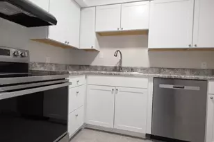 220 Elizabeth St, Chapel Hill, NC 27514 - Photo 3