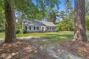 1106 S 1st St, Smithfield, NC 27577 - Photo 5