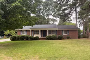803 W Morris Cir, Dunn, NC 28334 - Photo 1