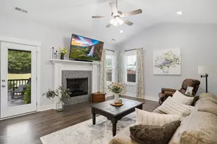 64 Tarheel Landing Dr, Benson, NC 27504 - Photo 9