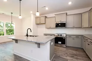 619 Melrose Ct, Sanford, NC 27330 - Photo 9