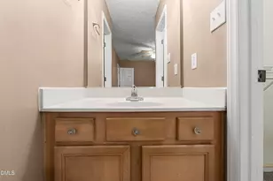 1070 Roundabout Rd, Cameron, NC 28326 - Photo 25