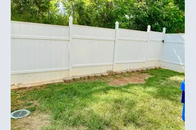 2022 Chancellor Place, Raleigh, NC 27603 - Photo 23