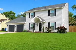 404 Old Farm Rd, Fayetteville, NC 28314 - Photo 1
