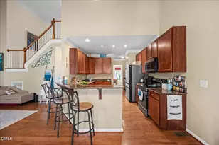 105 Owl Creek Ct, Holly Springs, NC 27540 - Photo 13