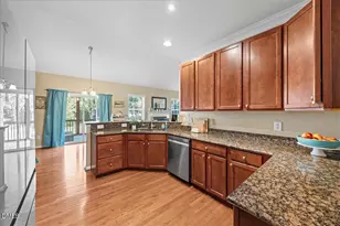 105 Owl Creek Ct, Holly Springs, NC 27540 - Photo 11
