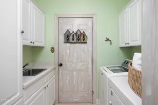 1000 E Oak Dr, Durham, NC 27705 - Photo 49