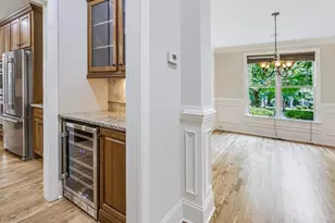 637 Peach Orchard Pl, Cary, NC 27519 - Photo 15