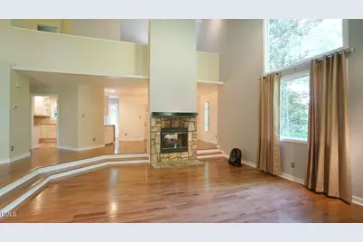 818 Lake Forest Drive, Raleigh, NC 27615 - Photo 3