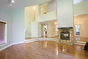 818 Lake Forest Dr, Raleigh, NC 27615 - Photo 17