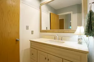 818 Lake Forest Dr, Raleigh, NC 27615 - Photo 37