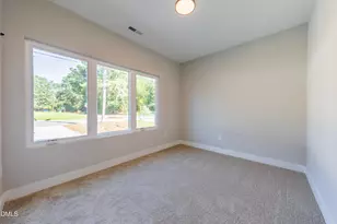 315 S Ethel St, Selma, NC 27576 - Photo 17