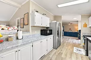 117 Plant Bed Ln, Sanford, NC 27332 - Photo 9