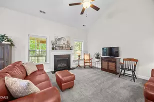 331 Sugarberry Ln, Clayton, NC 27527 - Photo 5