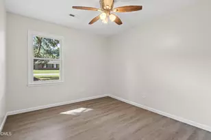 303 Brentwood Dr, Dudley, NC 28333 - Photo 17