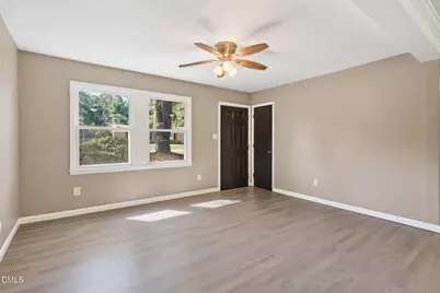303 Brentwood Drive, Dudley, NC 28333 - Photo 5