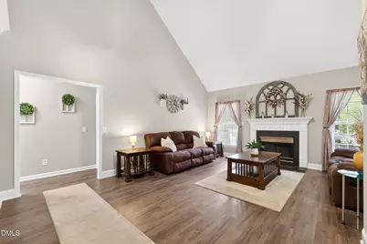 389 Burton Street, Fuquay-Varina, NC 27526 - Photo 3