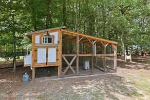 250 Longwood Dr, Youngsville, NC 27596 - Photo 25