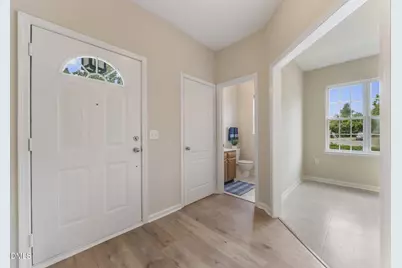 352 E Willhaven Drive, Fuquay-Varina, NC 27526 - Photo 5