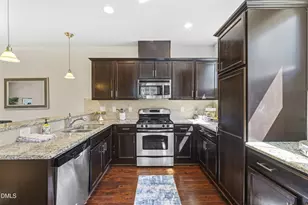 1529 Crafton Way, Raleigh, NC 27607 - Photo 7