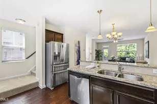 1529 Crafton Way, Raleigh, NC 27607 - Photo 15
