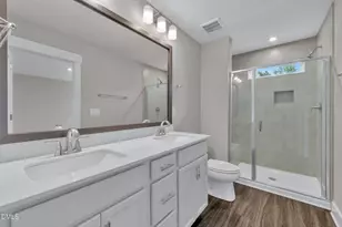 1110 Blackthorn Ln, Durham, NC 27703 - Photo 15