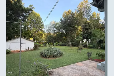 114 N Garden Avenue, Siler City, NC 27344 - Photo 5