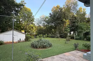 114 N Garden Ave, Siler City, NC 27344 - Photo 5