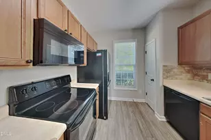 557 McCarthy Dr, Clayton, NC 27527 - Photo 5