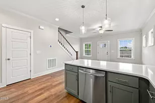 701 Grant St, Durham, NC 27701 - Photo 11