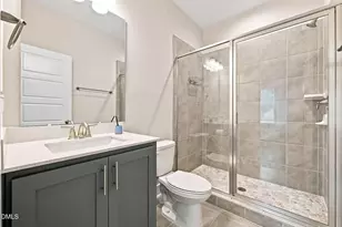 701 Grant St, Durham, NC 27701 - Photo 17