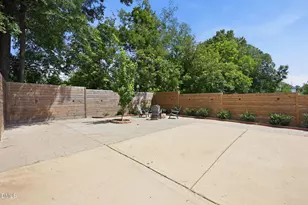 701 Grant St, Durham, NC 27701 - Photo 31