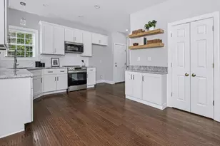 1512 Fairbanks Rd, Cary, NC 27513 - Photo 13