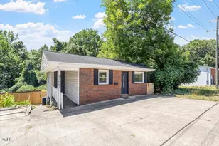 815 W 3rd St, Siler City, NC 27344 - Photo 3