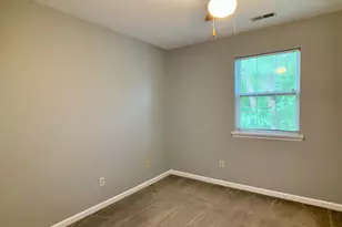 1073 Mills St, Raleigh, NC 27608 - Photo 15