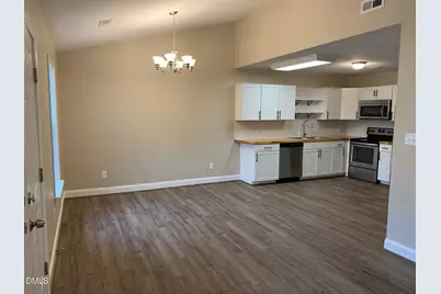 428 E Rose Street, Smithfield, NC 27577 - Photo 3