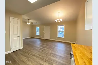 428 E Rose Street, Smithfield, NC 27577 - Photo 9