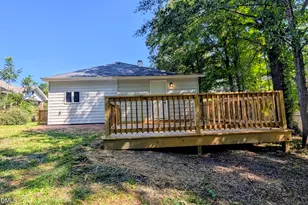 621 Harris St, Burlington, NC 27217 - Photo 29