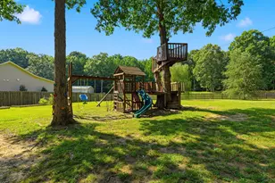 140 Oak Creek Dr, Clayton, NC 27520 - Photo 45