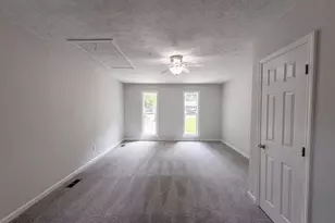 909 Axis Cir, Hope Mills, NC 28348 - Photo 7