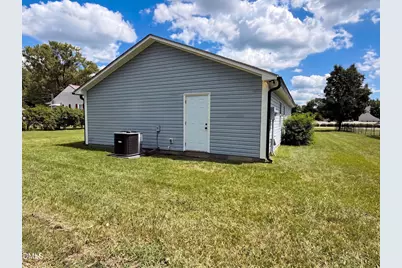 702 S Fayetteville Avenue, Dunn, NC 28334 - Photo 17