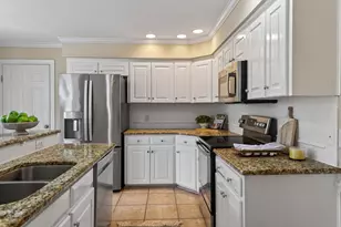 4908 Allanbrooke Ln, Fuquay Varina, NC 27526 - Photo 9