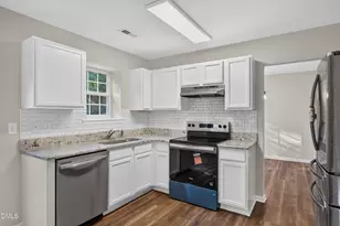328 Downing Glen Dr, Morrisville, NC 27560 - Photo 13