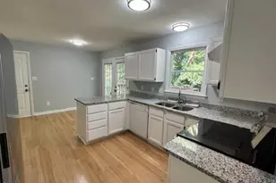 302 Rushingwater Dr, Cary, NC 27513 - Photo 5
