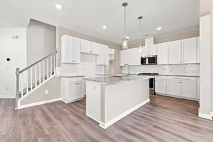 755 Creekway Dr, Fuquay-Varina, NC 27526 - Photo 9